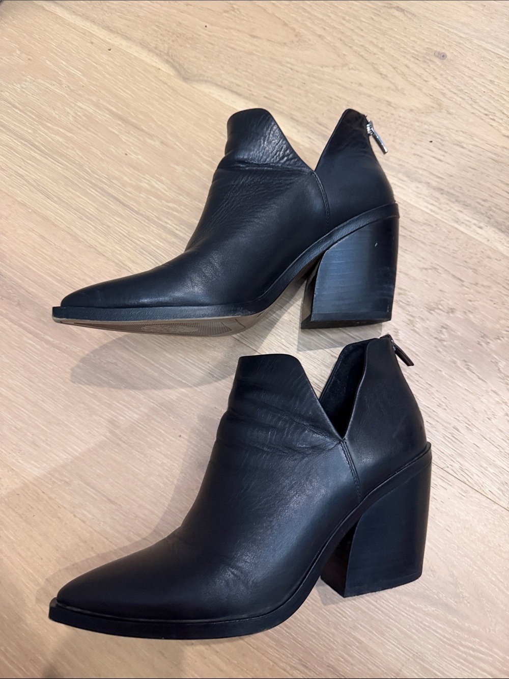 Vince Camuto Black Leather Pointed Heeled Ankle Booties